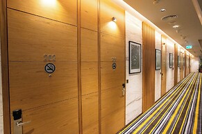 080 TRANSIT HOTEL T-1