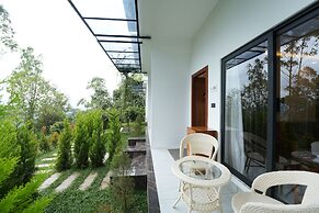 Zeezmount Resorts & Spa Munnar