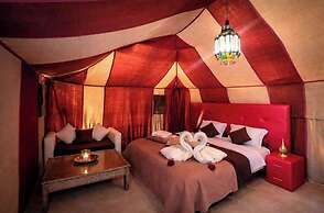 Desert Luxury Camp