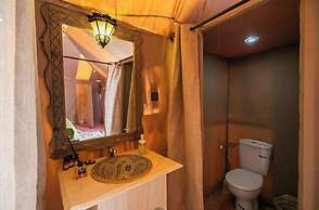 Desert Luxury Camp