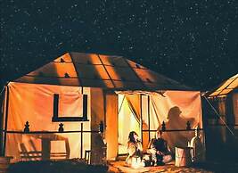 Desert Luxury Camp
