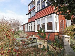 11 Peasholm Avenue