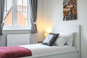 Host and Stay - The Rowton