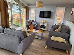 Coed Helen Holiday Park