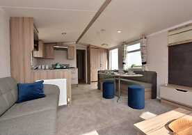 Coed Helen Holiday Park