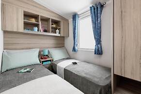 Coed Helen Holiday Park