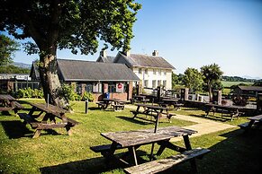 Coed Helen Holiday Park