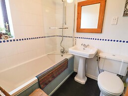 17 Demesne Gardens
