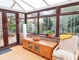 17 Demesne Gardens