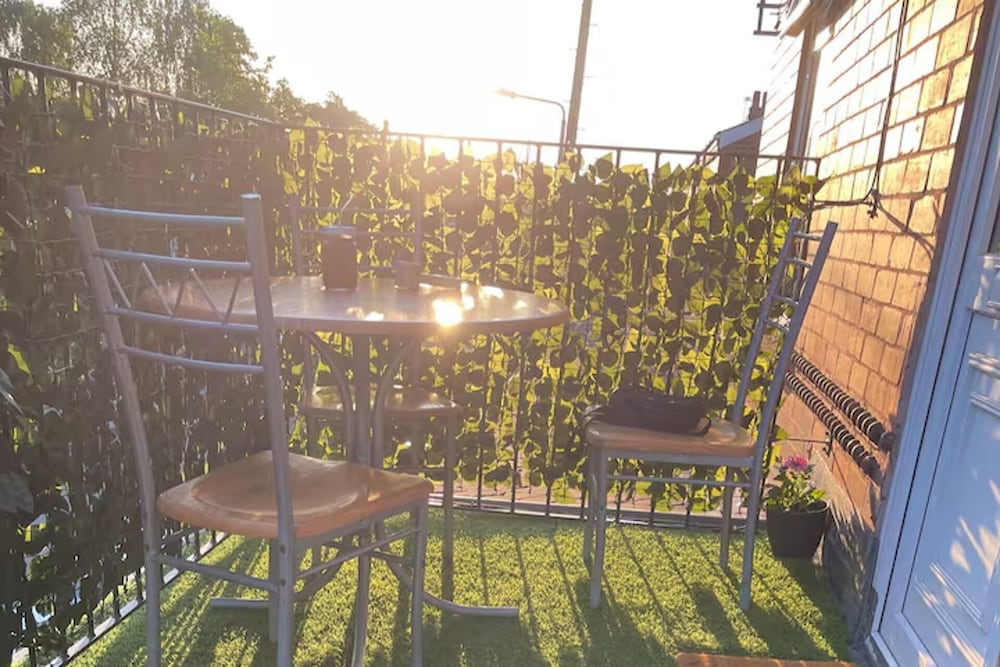 1-bed Apt, Sleeps 4, Old Trafford Nearby