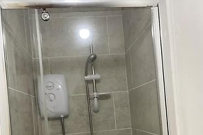 1-bed Apt, Sleeps 4, Old Trafford Nearby