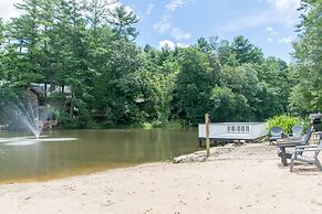 Stone Studio Lakefront Pool Access