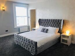 Hardwick Arms Hotel