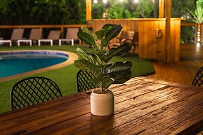 Aruba Villa Mini Golf Pool Fire Pit