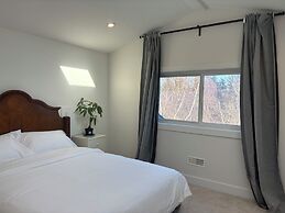 Comfortable Room in a Shared Home