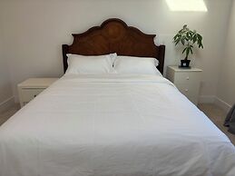 Comfortable Room in a Shared Home