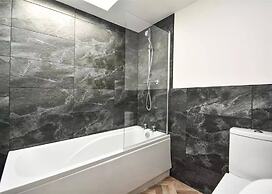 Glams Beautiful Luxury Home