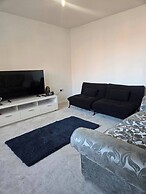 Glams Beautiful Luxury Home