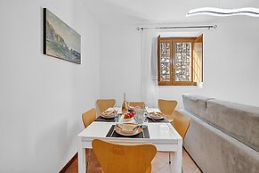 Toscolano Olive House