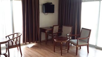 Impress Hotel
