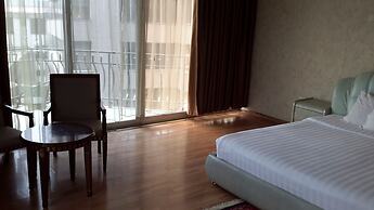 Impress Hotel