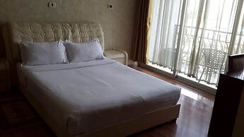 Impress Hotel