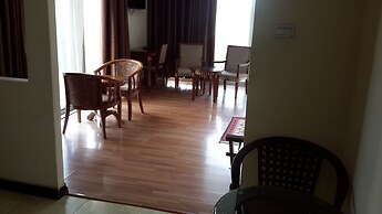 Impress Hotel