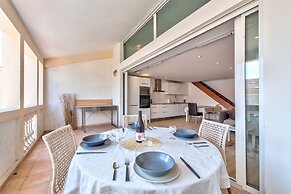 Duplex 2 Chambres Terrasse Vue Mer A2b024