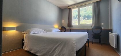 Hotel Le Pont Neuf