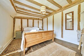 Cutbush Farmhouse