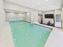 Harvax House