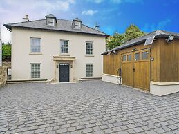 Harvax House