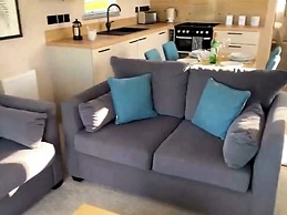 Cabin - Sleeps 4 - Goodrington Beach 5 Mins Drive