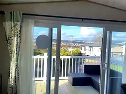 Cabin - Sleeps 4 - Goodrington Beach 5 Mins Drive