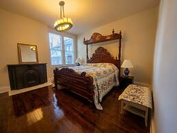 Moon River Bed and Breakfast