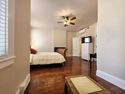 Moon River Bed and Breakfast