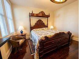 Moon River Bed and Breakfast