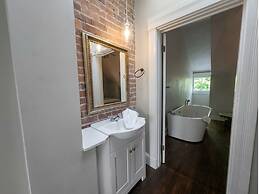 Moon River Bed and Breakfast