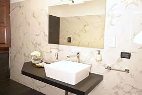 Palace Eight Suites & Spa