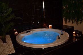Palace Eight Suites & Spa