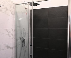 Palace Eight Suites & Spa