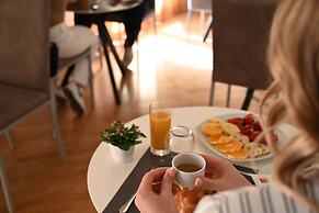 Palace Eight Suites & Spa