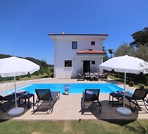 Villa Erce Family Villa with Pool Akyaka