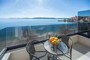 Wind Rose apartments-beachfront