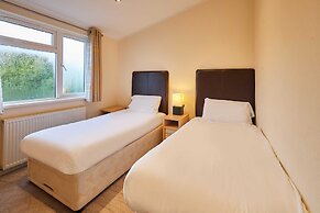 Host Stay Mandarin Lodge