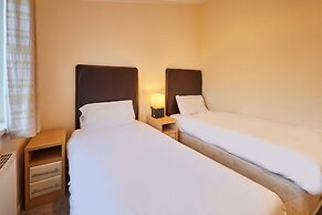 Host Stay Mandarin Lodge
