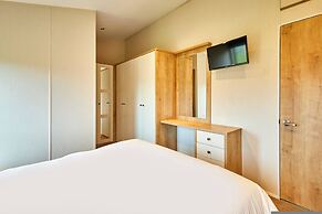 Host Stay Little Gem Lodge