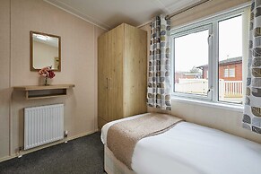 Host Stay Rowan Lodge