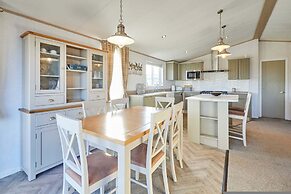 Host Stay Hedgerow Lodge