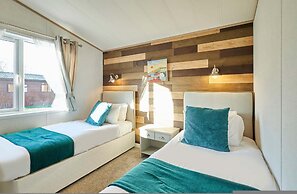 Host Stay Hedgerow Lodge